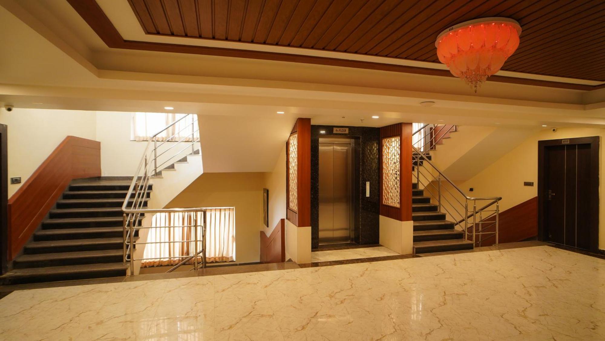 Hotel Mayuri !! Couple Friendly Family Hotel !! Digha  Dış mekan fotoğraf