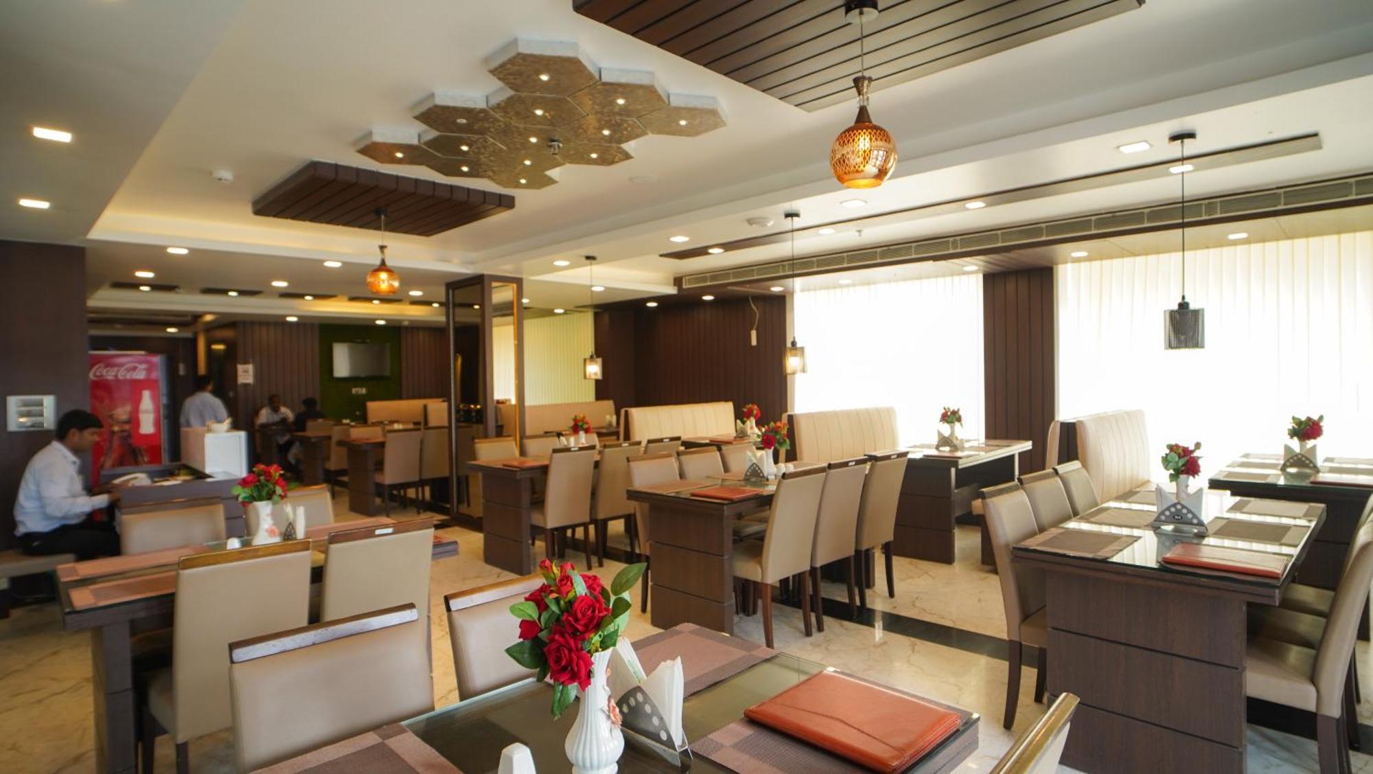 Hotel Mayuri !! Couple Friendly Family Hotel !! Digha  Dış mekan fotoğraf