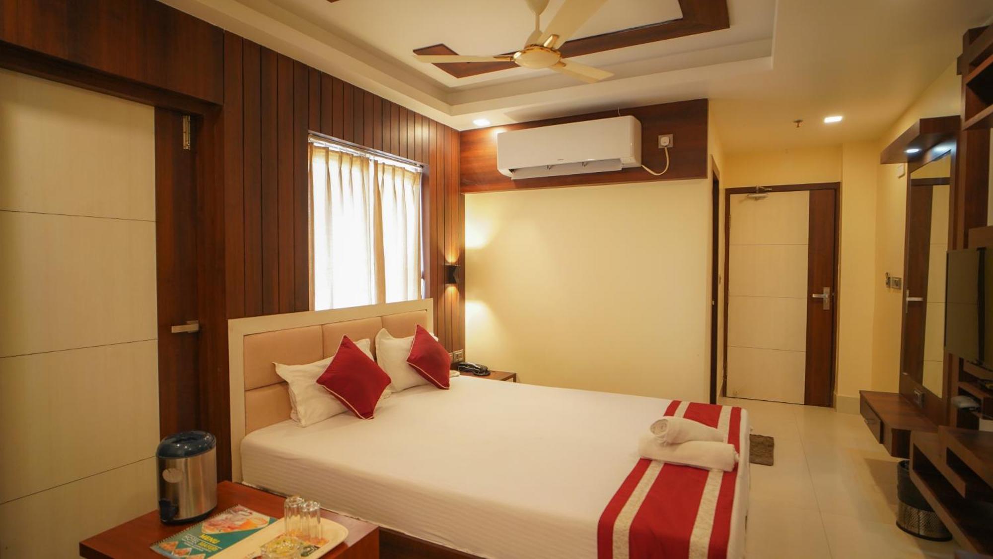 Hotel Mayuri !! Couple Friendly Family Hotel !! Digha  Dış mekan fotoğraf