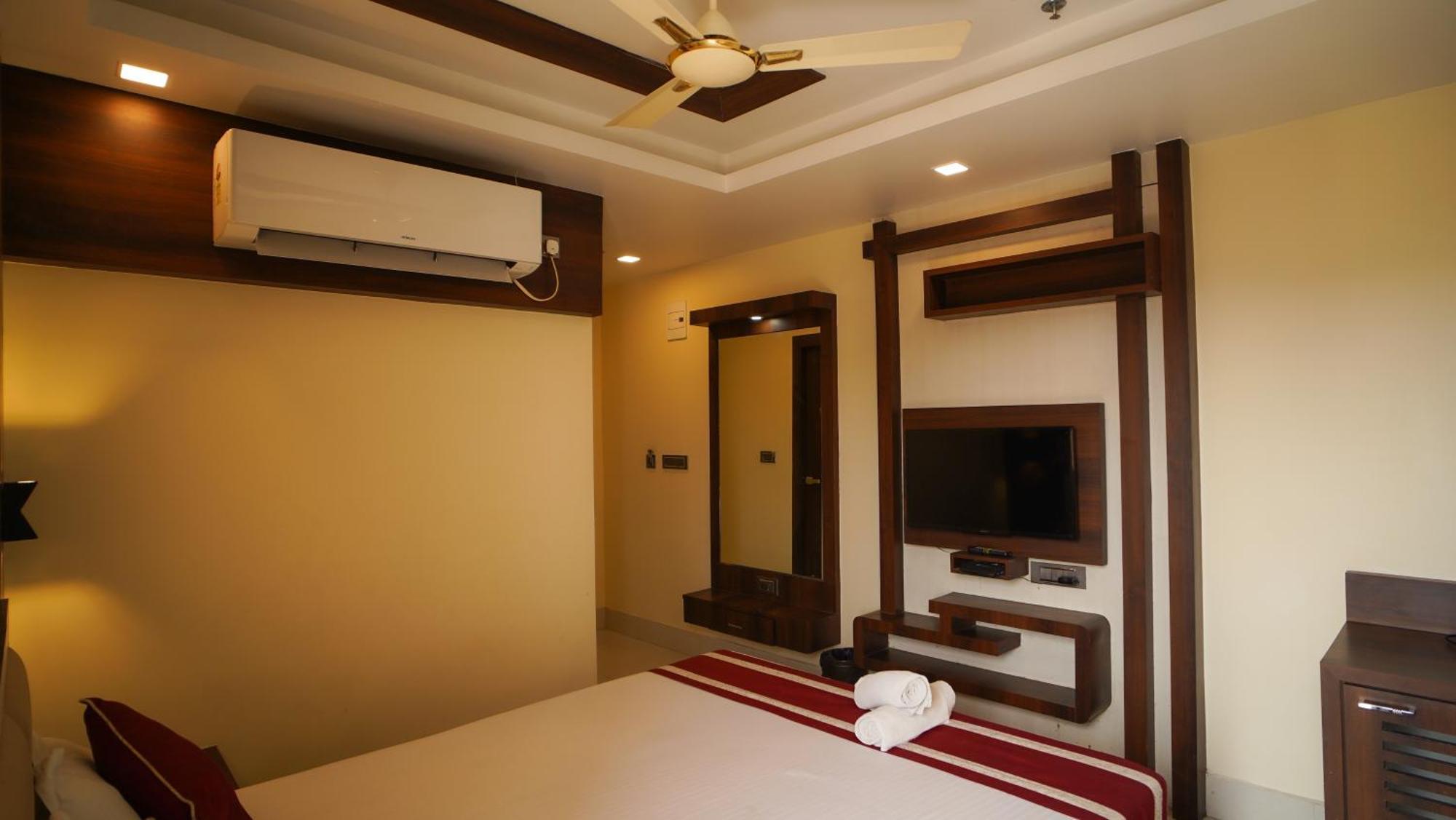 Hotel Mayuri !! Couple Friendly Family Hotel !! Digha  Dış mekan fotoğraf